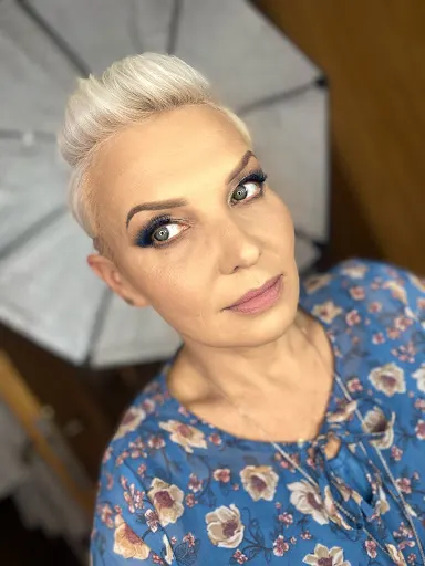 Anita Przybylska Makeup